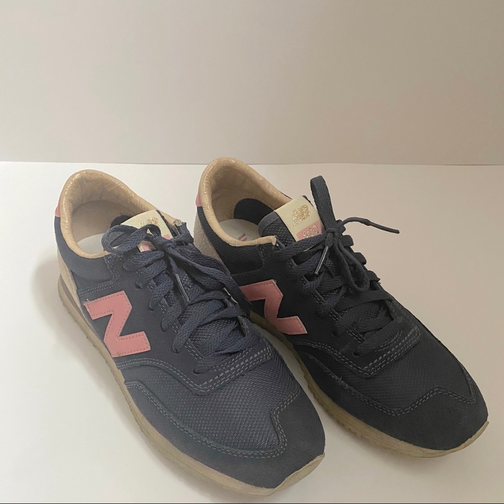 New Balance 620 Sneakers